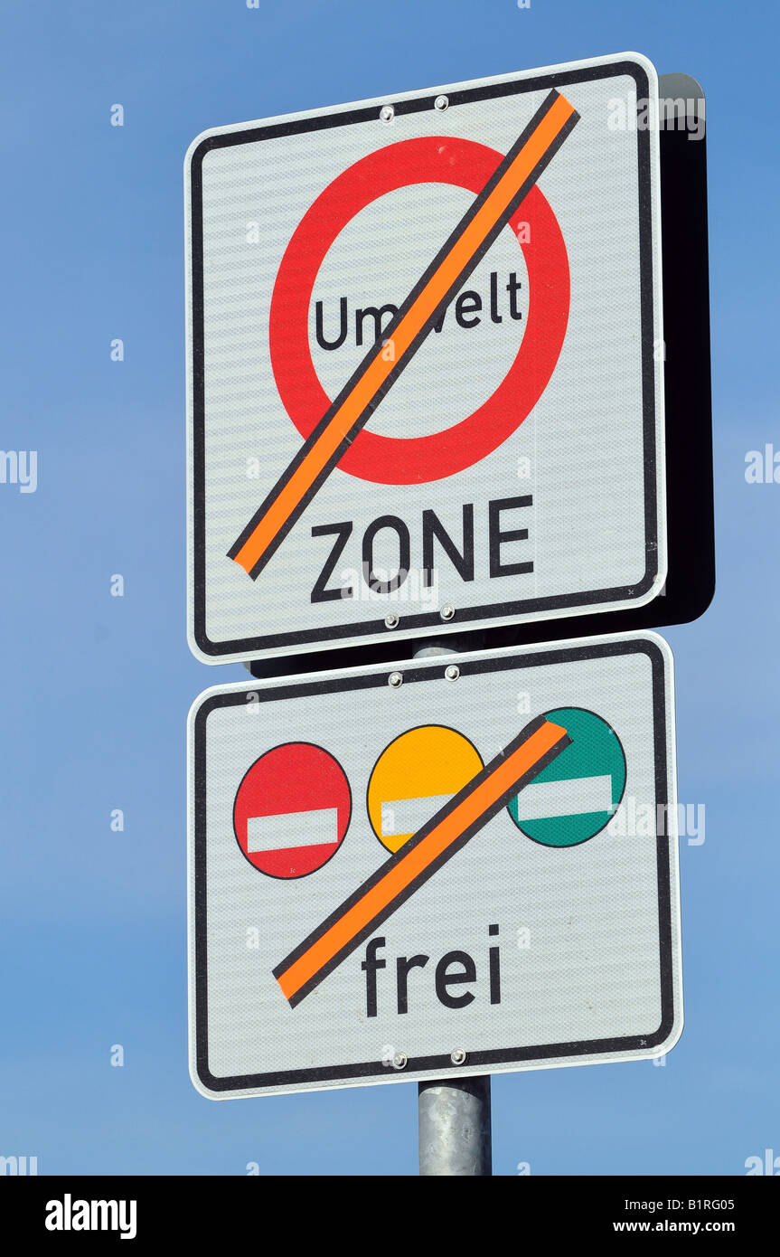 Environment information sign on a radial highway toward Stuttgart, Plieningen, Stuttgart Region, Baden-Wuerttemberg, Germany, E Stock Photo