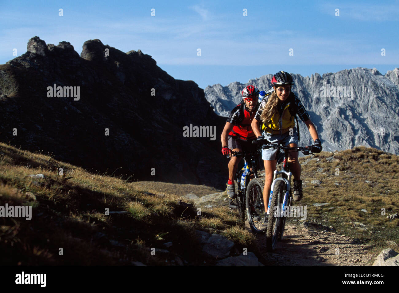 Radfahrer Fit High Resolution Stock Photography and Images - Alamy