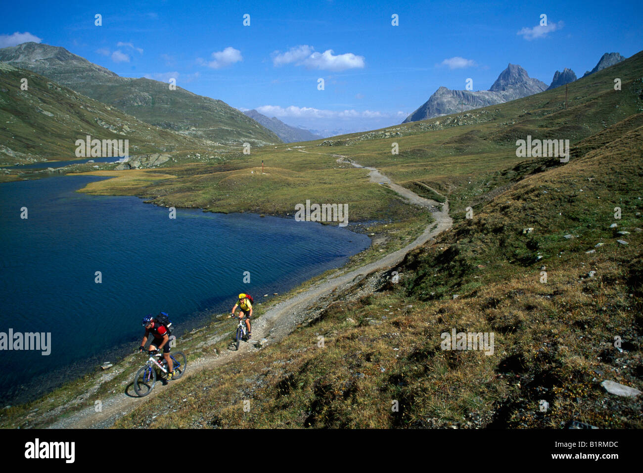 Biker, Schoenverwalltal valley, transalp, Tyrol, Austria Stock Photo