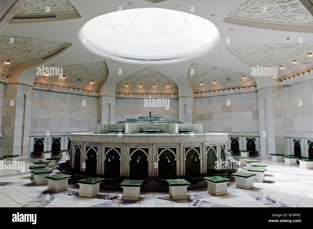 Ritual washing room, Sheikh Zayed bin Sultan Al Nahjan Mosque, Grand