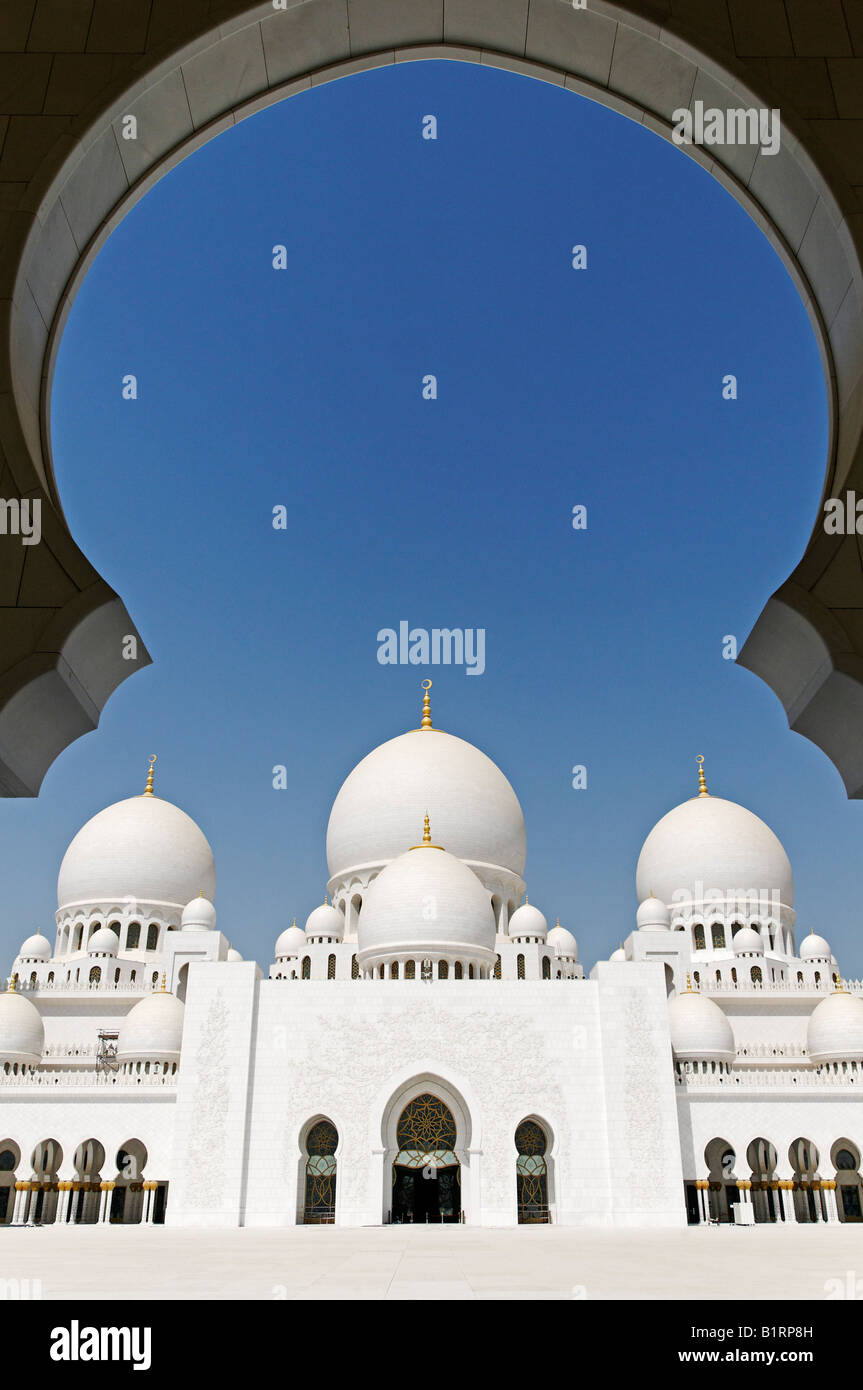 Sheikh Zayed bin Sultan Al Nahjan Mosque, Grand Mosque, third largest ...