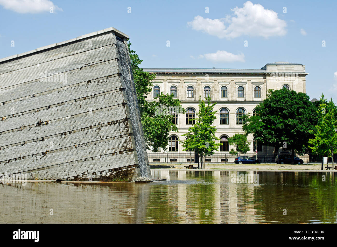 Sculptural fountain, sinkende Mauer, sinking wall, Invalidenpark, Berlin, Germany, Europe Stock Photo