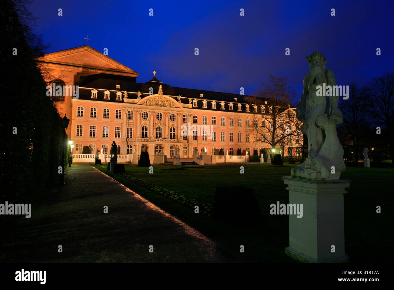 Constantine Basilica and Palace of the Prince Elector viewed from the statues in the palace garden, Roman town Trier, Rhineland Stock Photo