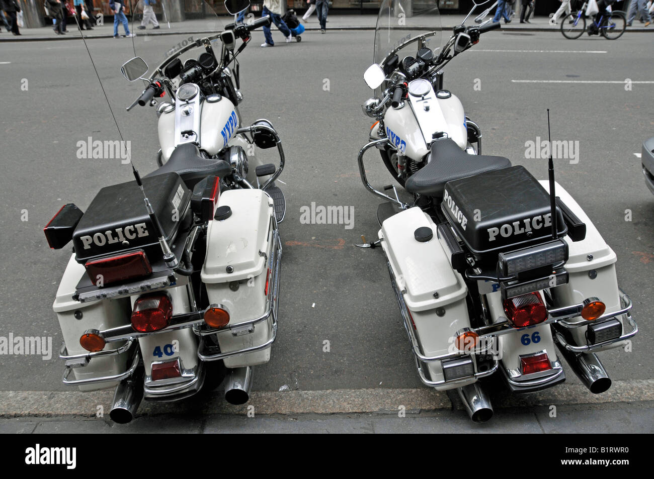 Harley Davidson police motorcycles of the New York Police Department, NYPD,  Manhattan, New York City, USA Stock Photo - Alamy