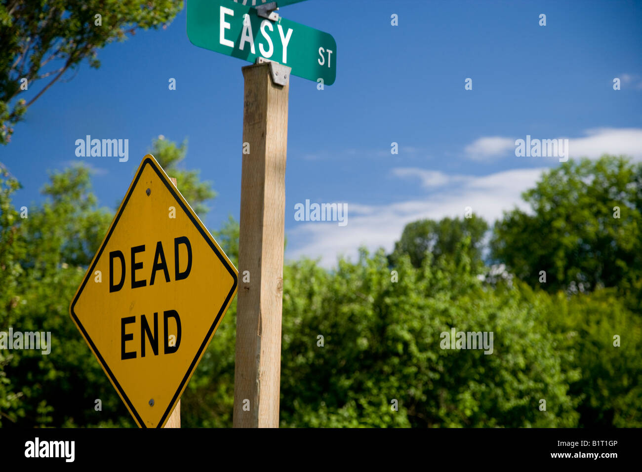 Street signs announce Dead End on Easy Street Brinnon Washington USA. Stock Photo