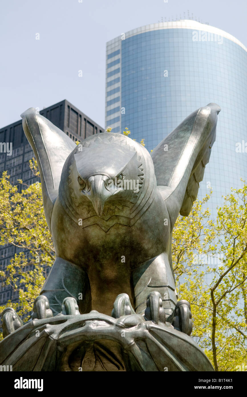 American bald eagle bronze sculpture hires stock photography and