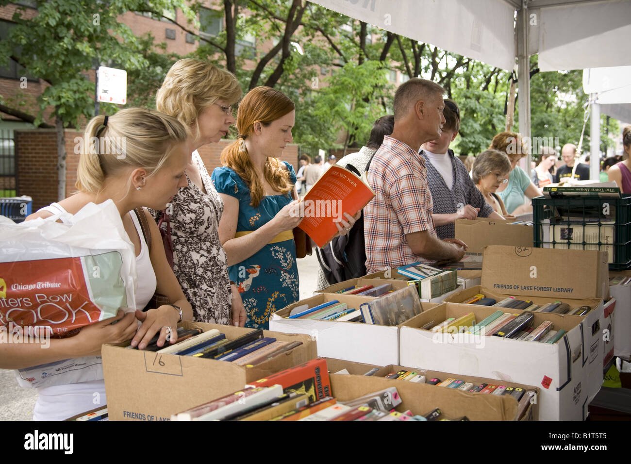 Book crate hires stock photography and images Alamy