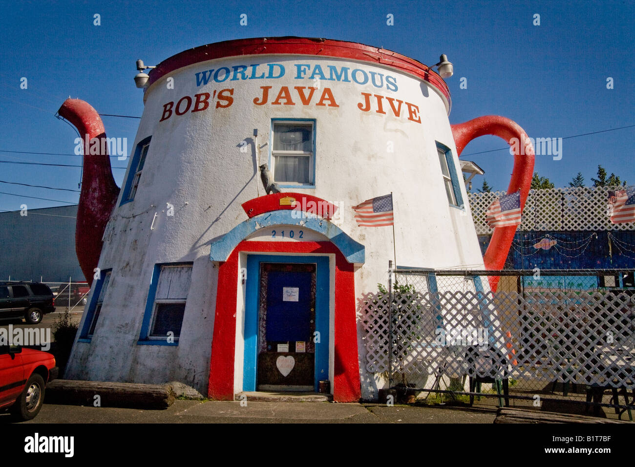 Built in 1927 Bob s Java Jive coffee shop in Washington is shaped like a coffee pot Stock