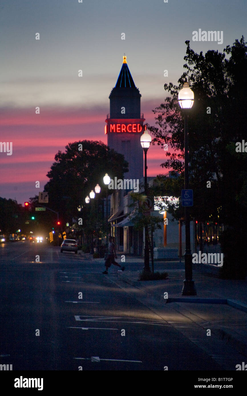 Opened in 1931 the Merced Theatre in Merced California with its neon lit tower stages live