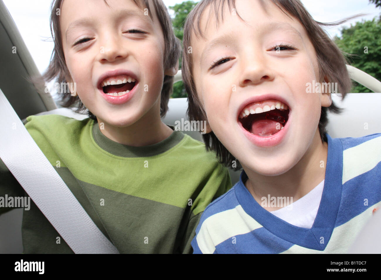 Happy boys 👦 👦! #babies #twins
