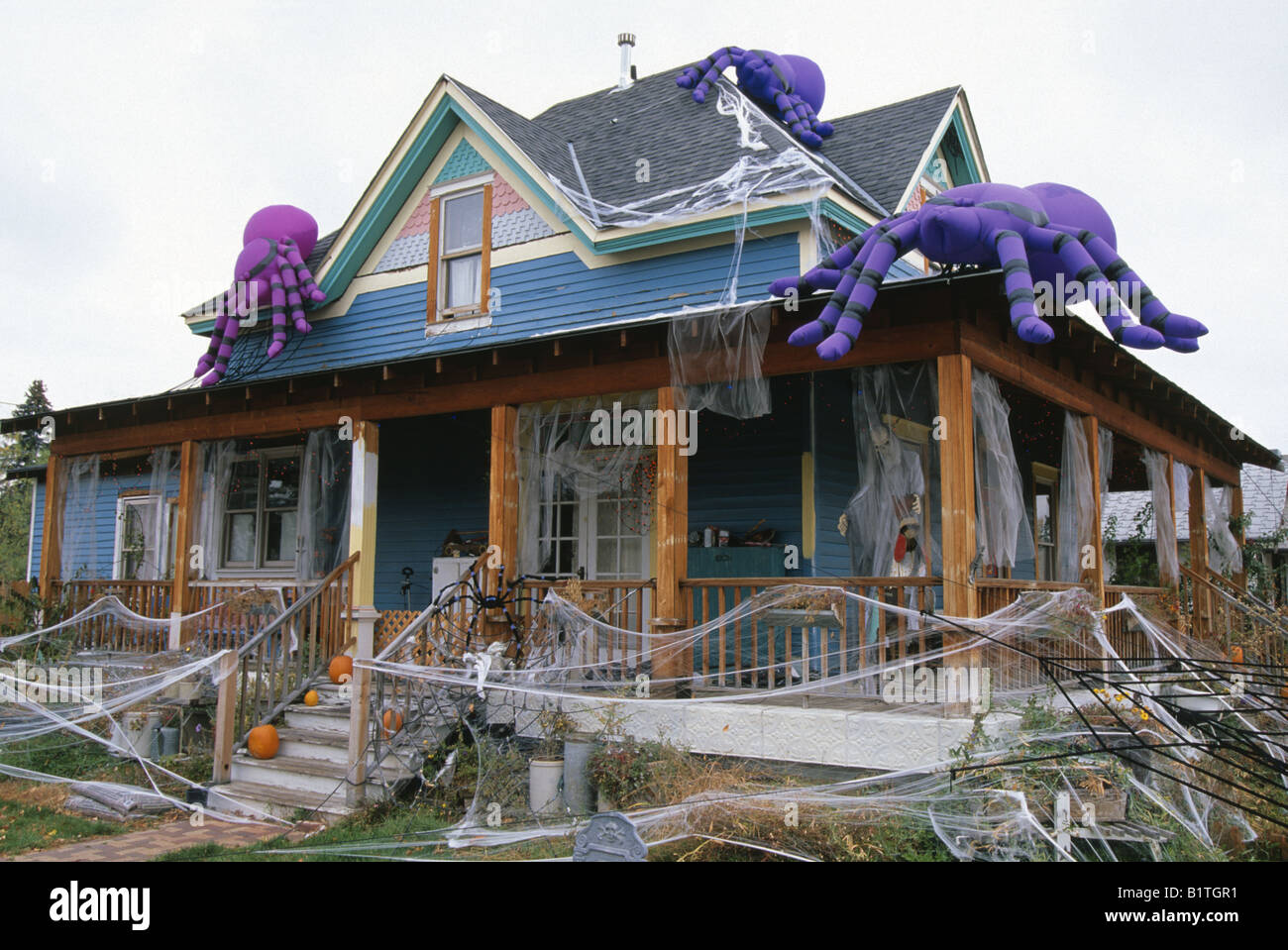 Google Doodle Celebrates Halloween With Spooky Haunted Houses