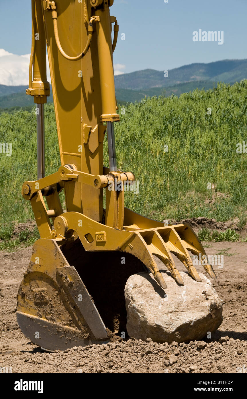 Caterpillar Excavator Claw