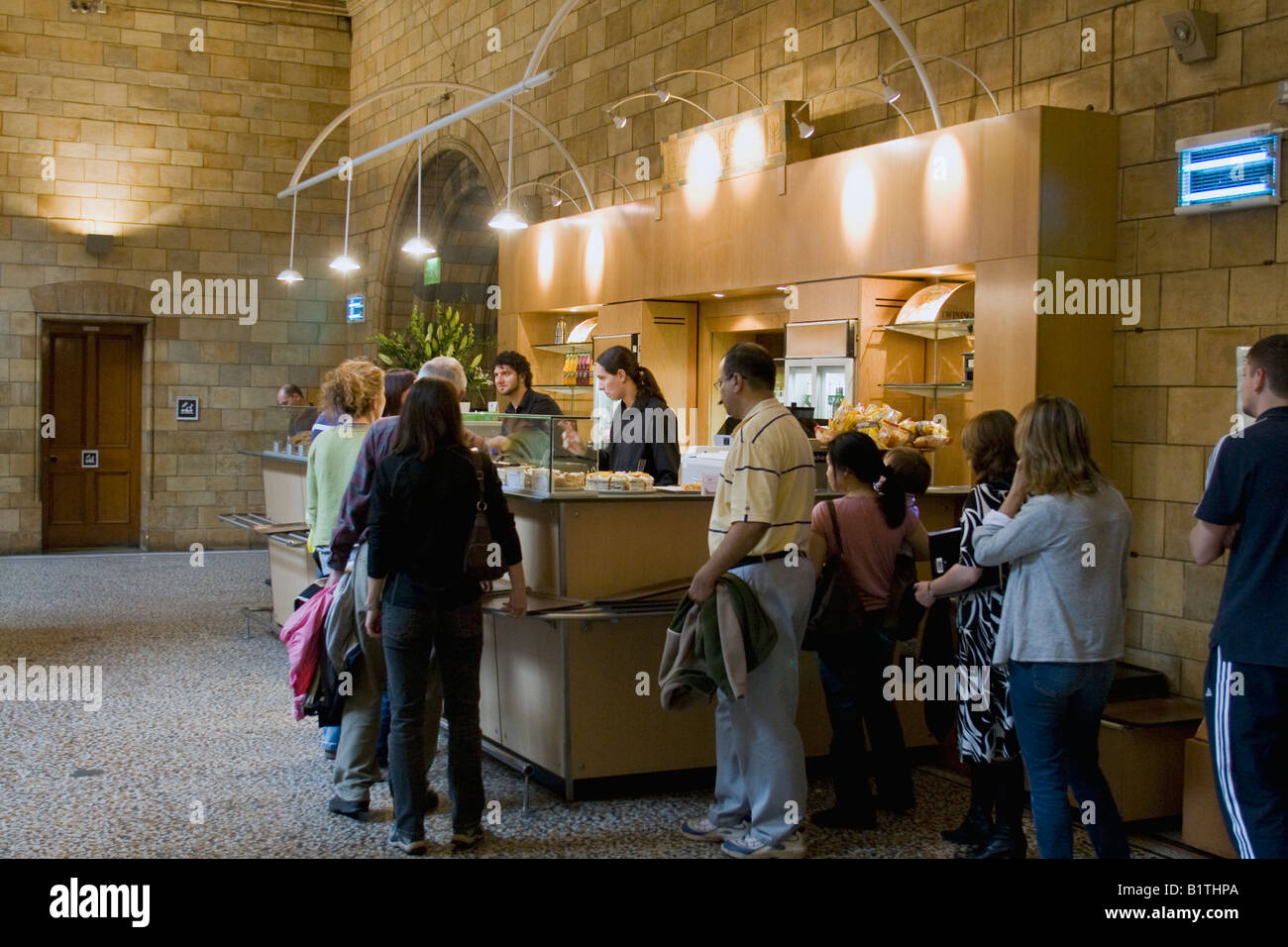 Cafe Queue Natural History Museum London Stock Photo Alamy
