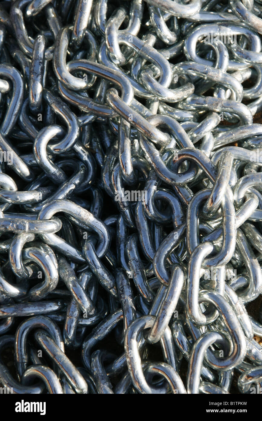 detail of many metal chain links Stock Photo Alamy