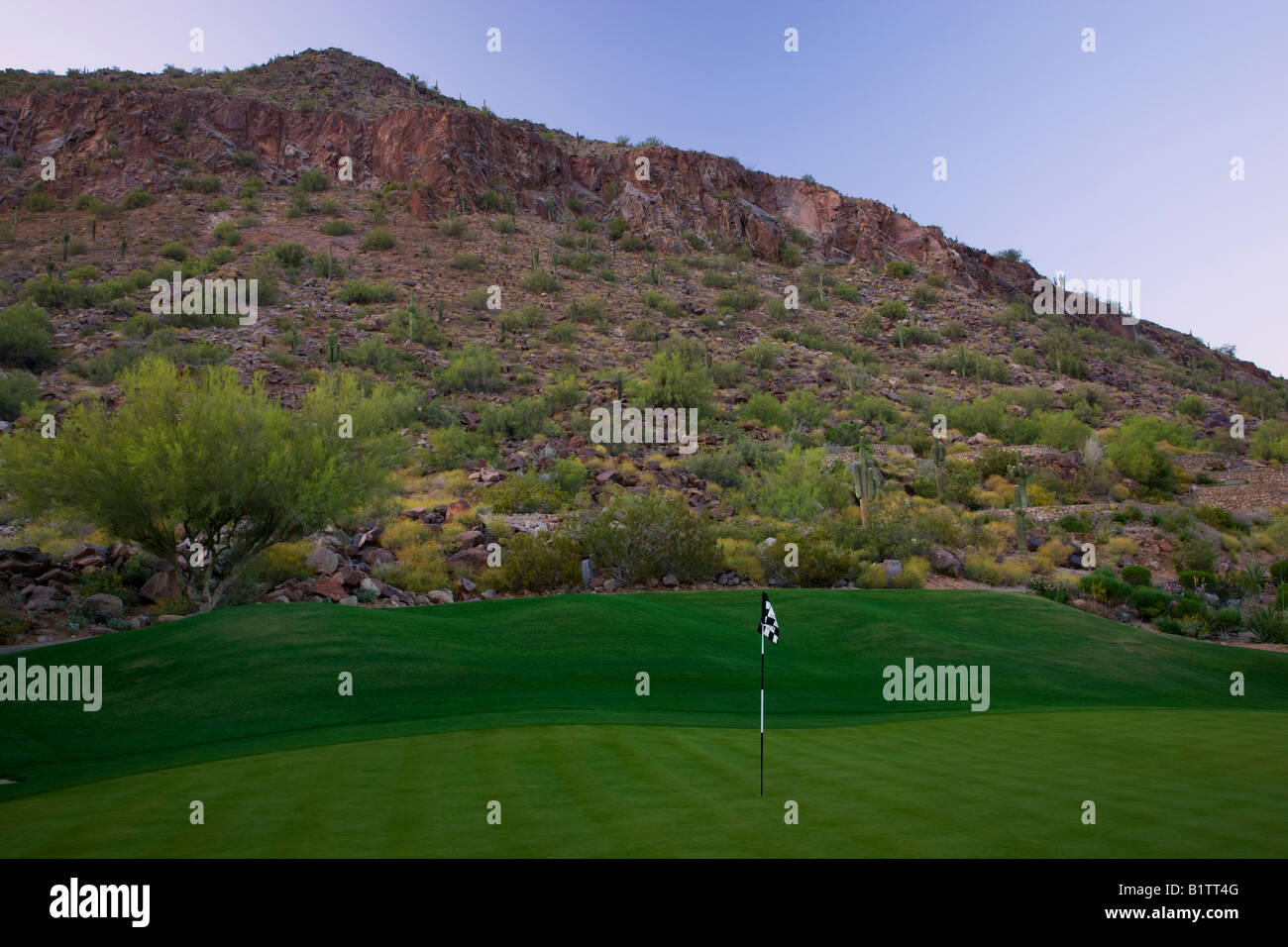 The 8th hole on the Desert Golf Course at the Phoenician Resort in Scottsdale Arizona Stock Photo