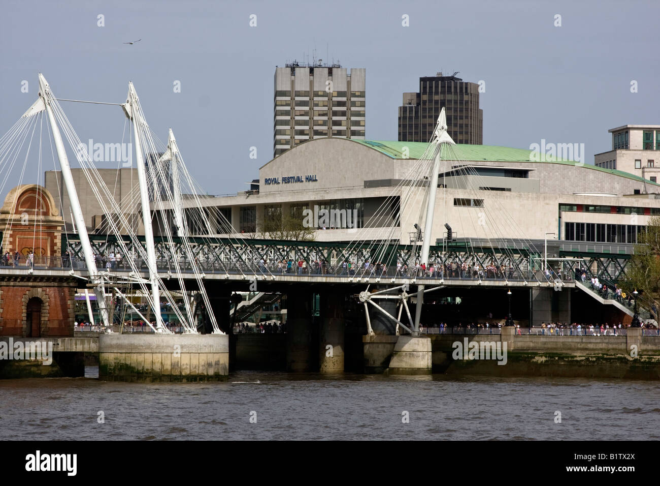 Royal Festival Hall and the Golden Jubilee Bridge, London England Stock Photo