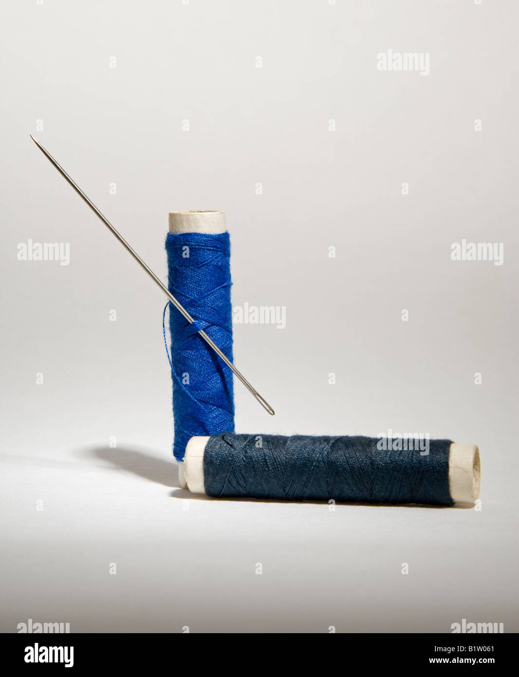 Needle cotton hires stock photography and images Alamy