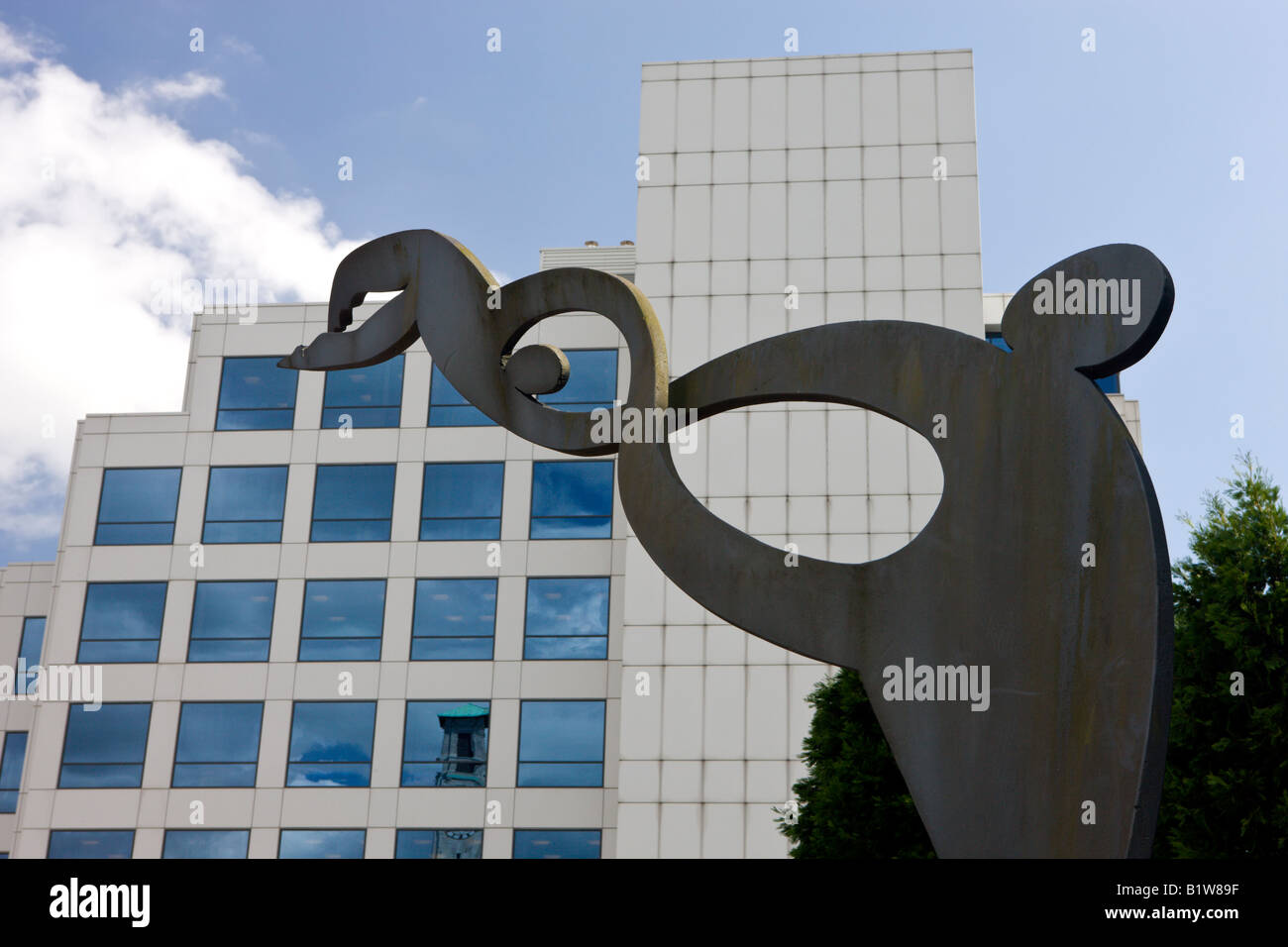 Modern art sculpture with Skandia office building behind Southampton City Centre Hampshire England Stock Photo