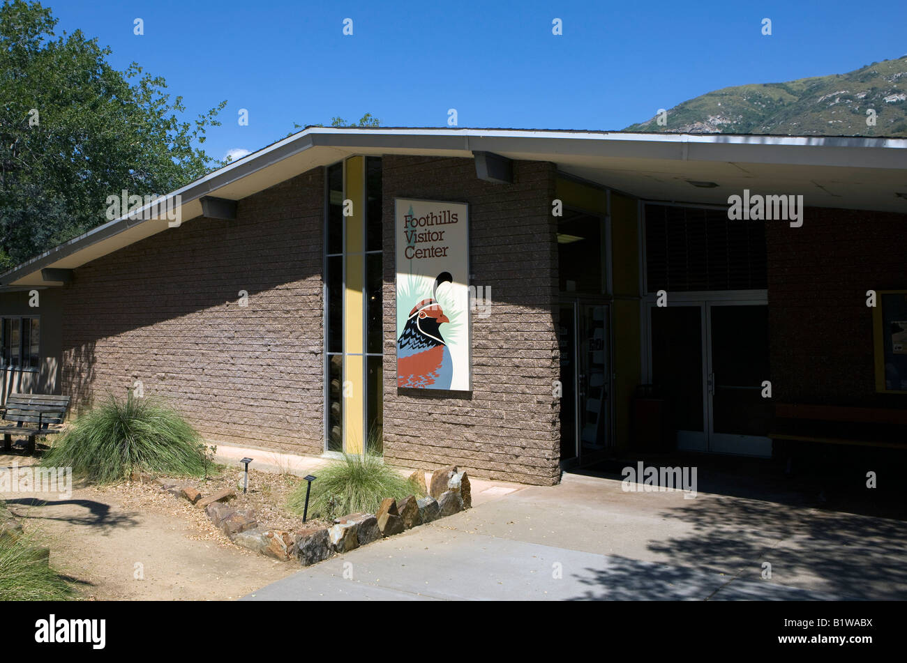 The Foothills Visitor Center, located near the Ash Mountain Entrance, Sequoia National Park, California, USA. Stock Photo