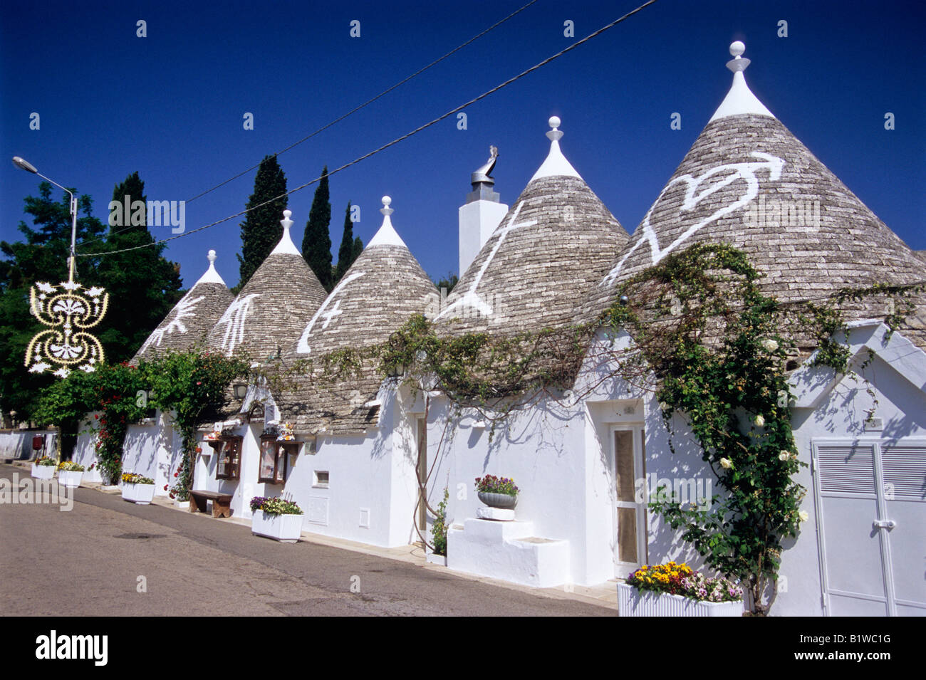 Alberobello Hi-res Stock Photography And Images - Alamy