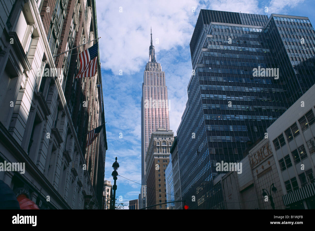 New York City Empire State Building in bianco e nero 2
