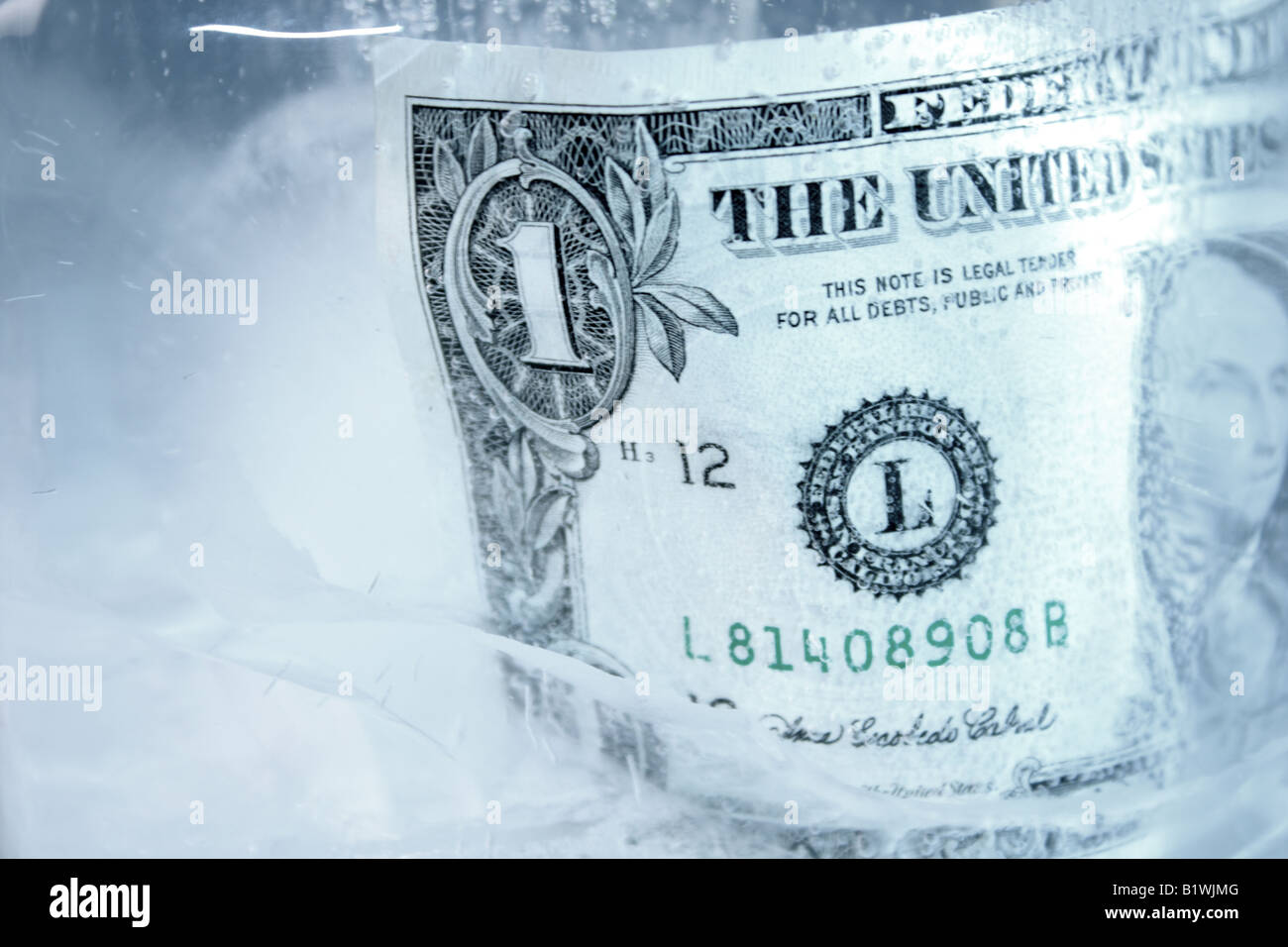 Frozen block ice hires stock photography and images Alamy