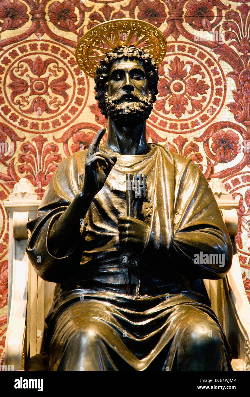 ITALY Lazio Rome Vatican City St Peter's Basilica The 13th Century bronze statue of St Peter holding the Key by Arnolfo di Cambi Stock Photo