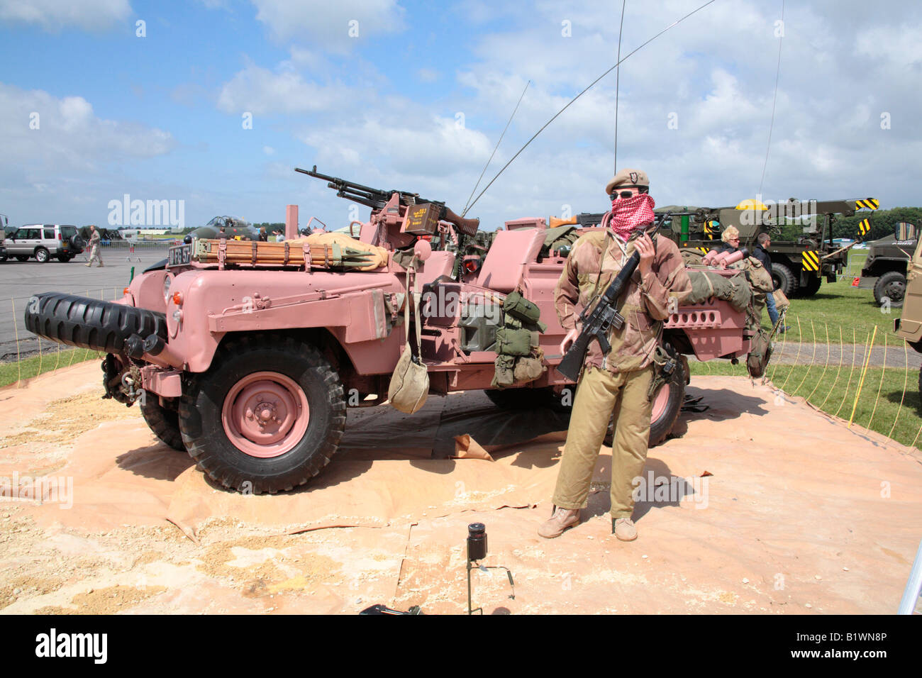 S.A.S. 'pink panther' Land rover Stock Photo - Alamy