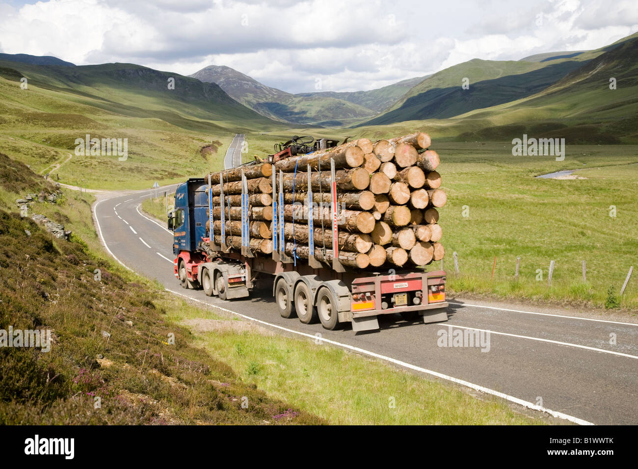 Timber haulage scotland hires stock photography and images Alamy
