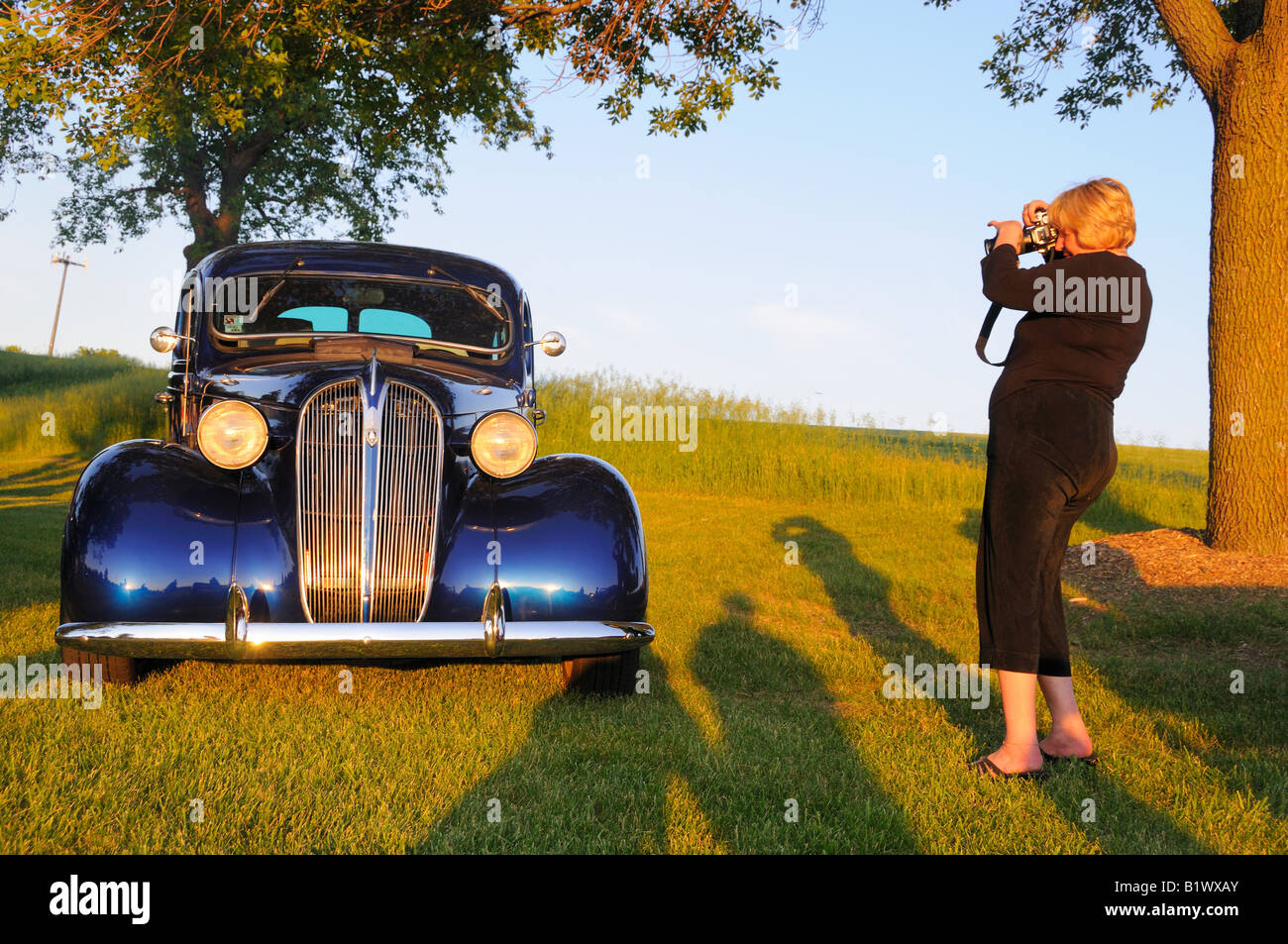 Vintage 40s car hi-res stock photography and images - Alamy