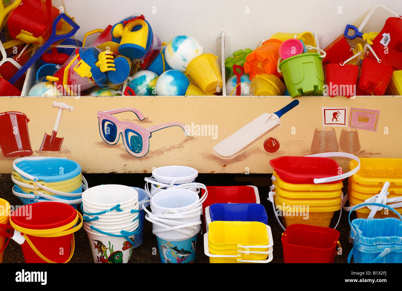 Seaside plastic buckets spades hires stock photography and images Alamy