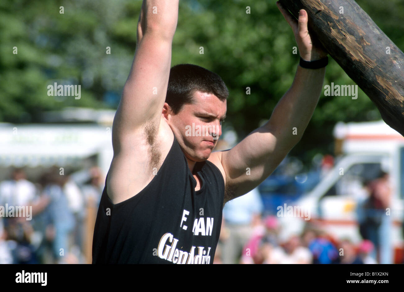 Toss the caber hi-res stock photography and images - Alamy