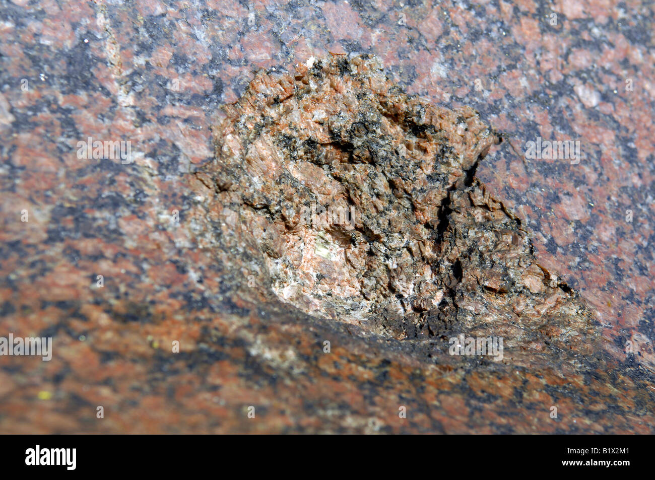 shrapnel damage marble siegessaule victory column tiergarten berlin