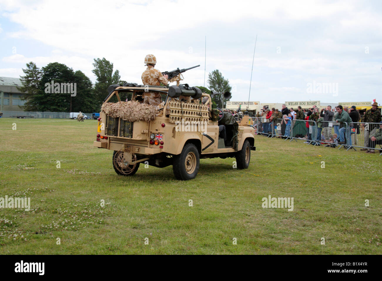 SAS vehicle (Land Rover) in action Stock Photo Alamy
