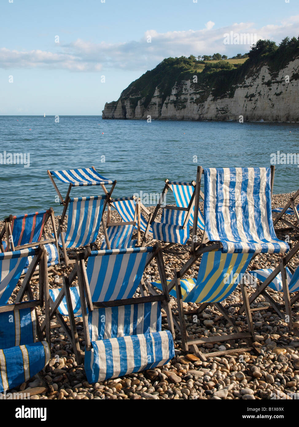 Group Of Deckchairs Stock Photo Alamy group-of-deckchairs-stock-photo-alamy