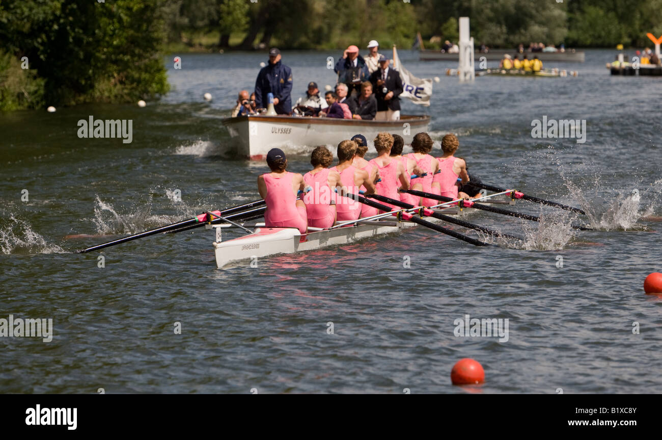 Competitive rowers on the River Thames at Henley Royal Regatta Stock ...