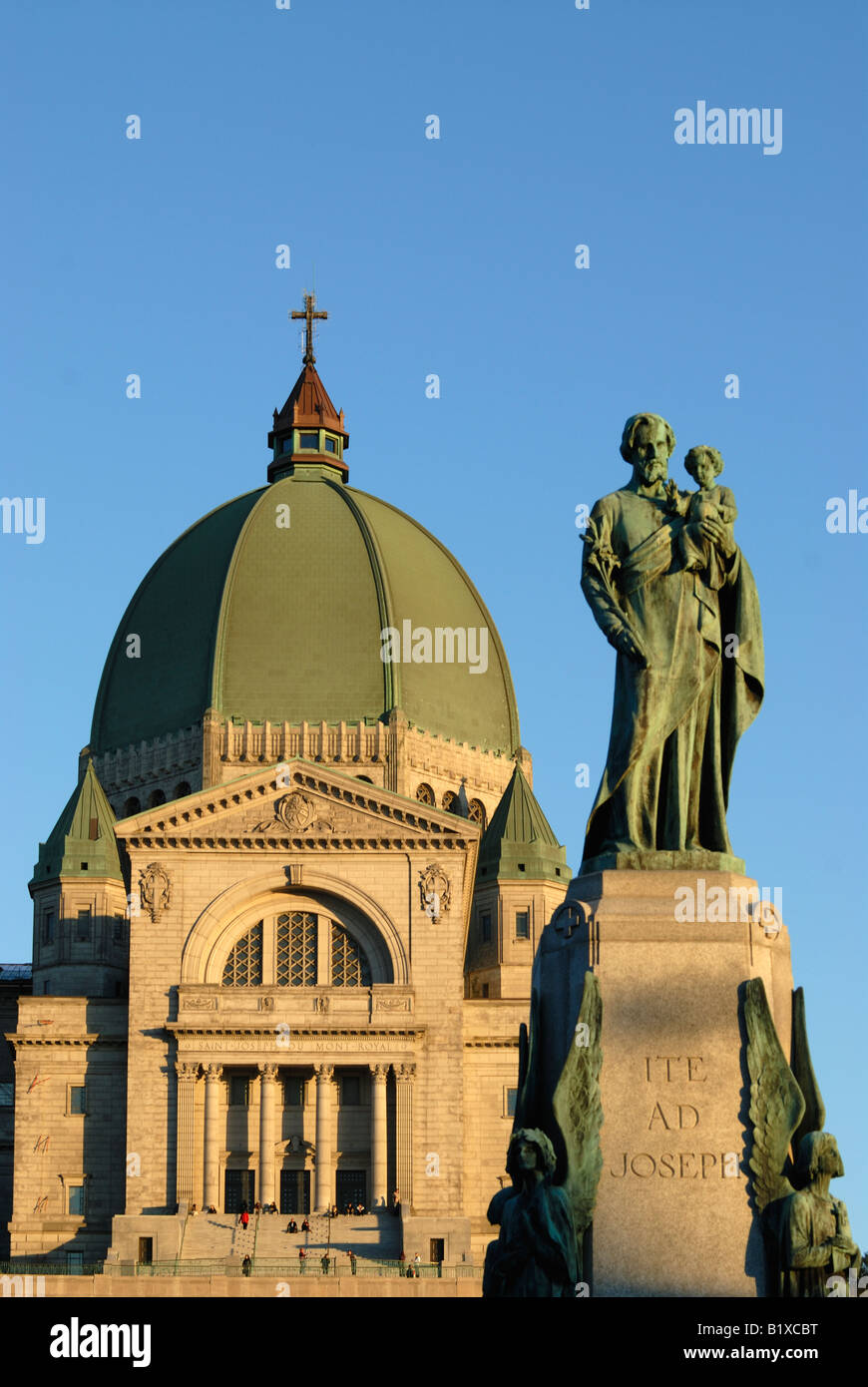 Canada, Montreal, Mount Royal, Saint Josephs Oratory, Statue of Joseph and Jesus Stock Photo