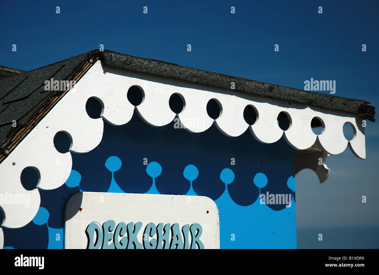 Deck Chair Hire office on the beach at Sandown Isle of Wight UK Stock