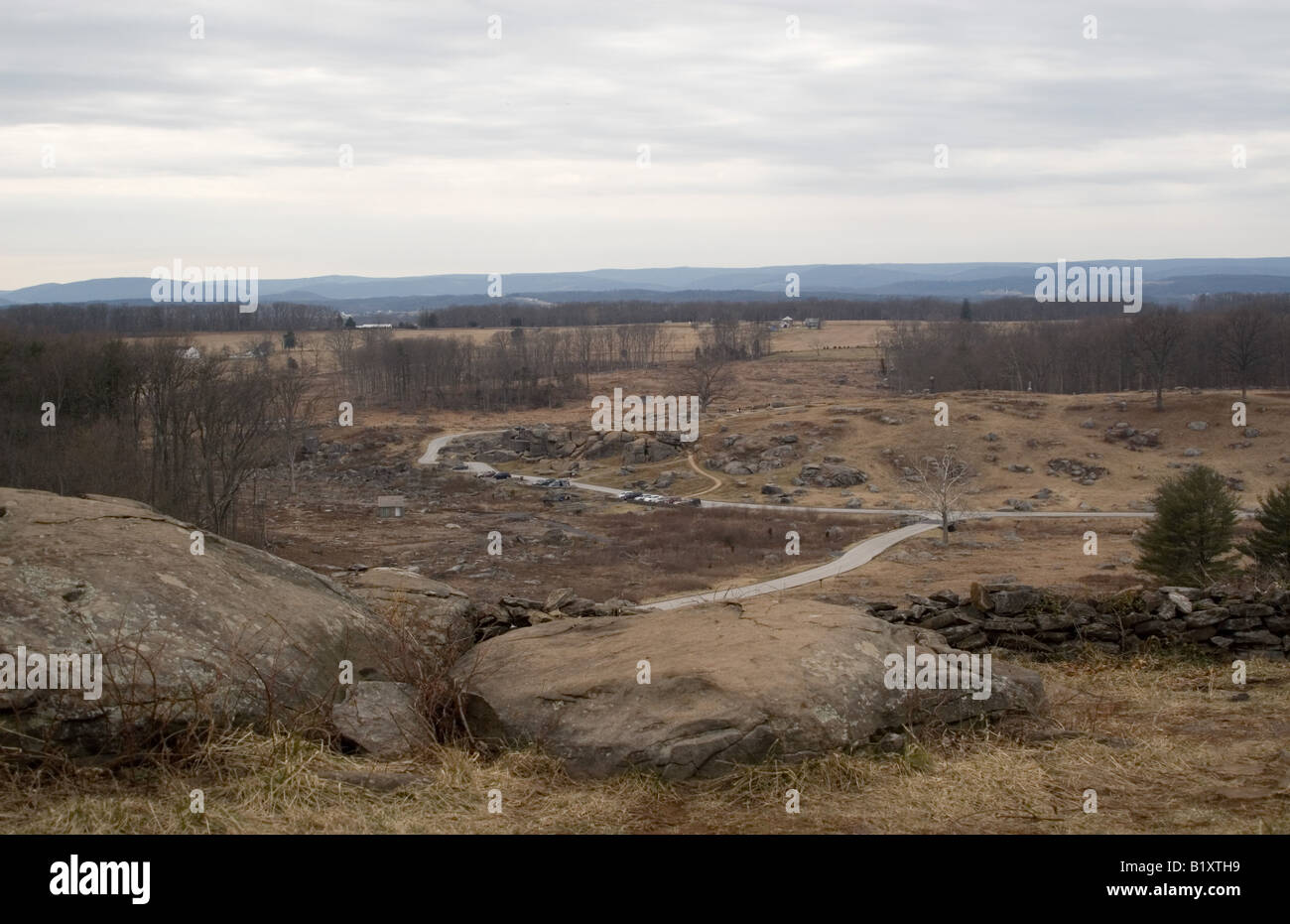 Devils den little round top hires stock photography and images Alamy
