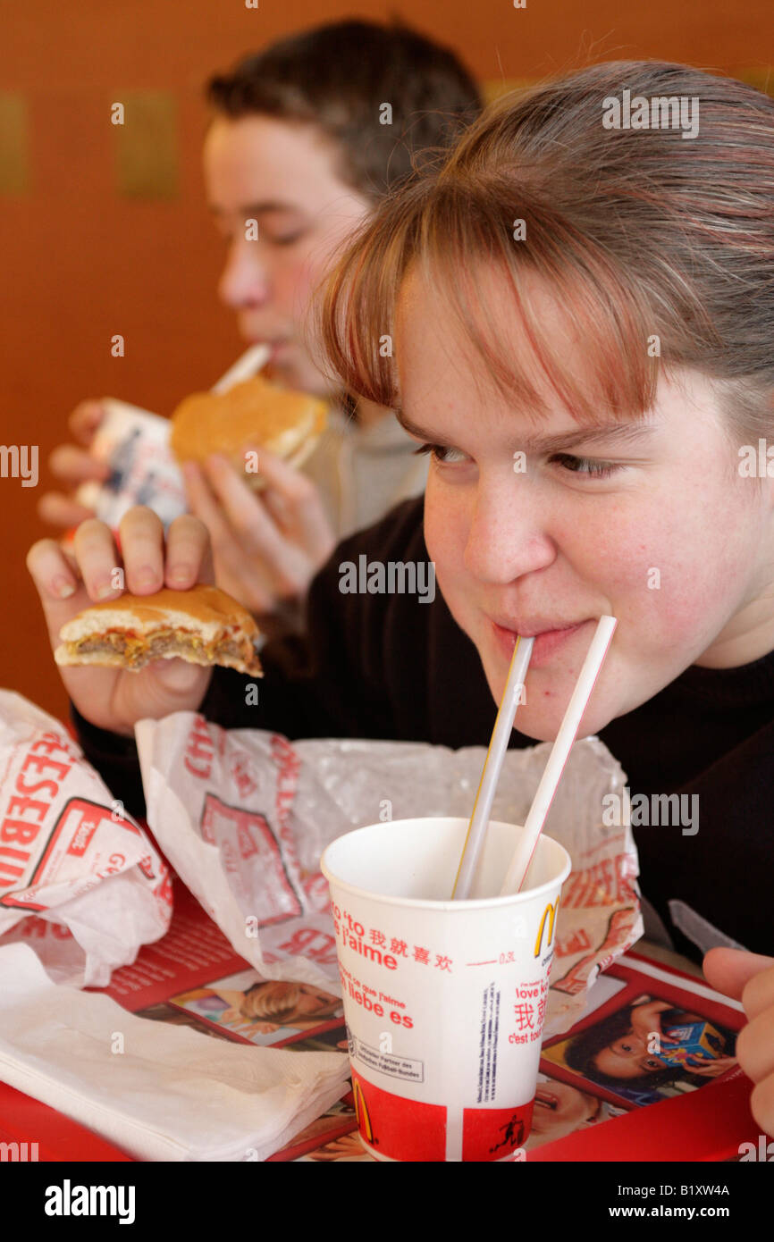 Eating mcdonalds kids hires stock photography and images Alamy