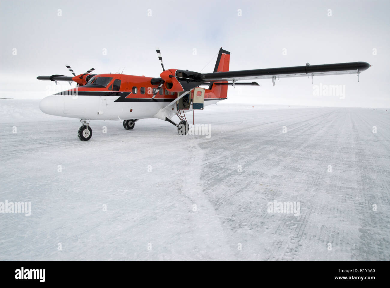 Twin Otter DHC-6, northern workhorse, on a runway made of ice on the Beaufort Sea, Canadian Arctic. Stock Photo