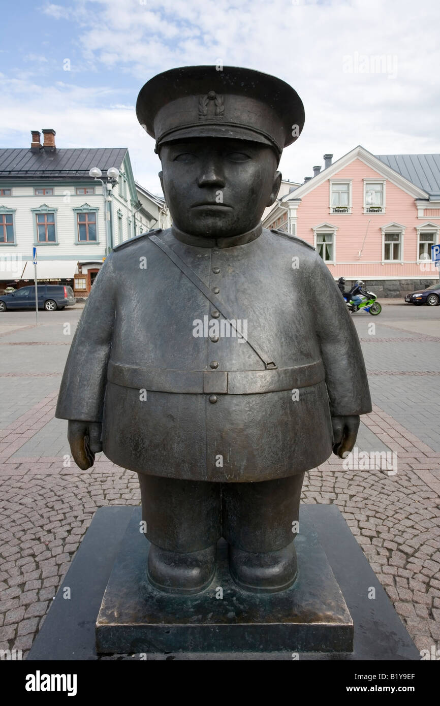 Autocollant Vinyle Oulu Finlande – Skyline Découpé – Déco Design Monument