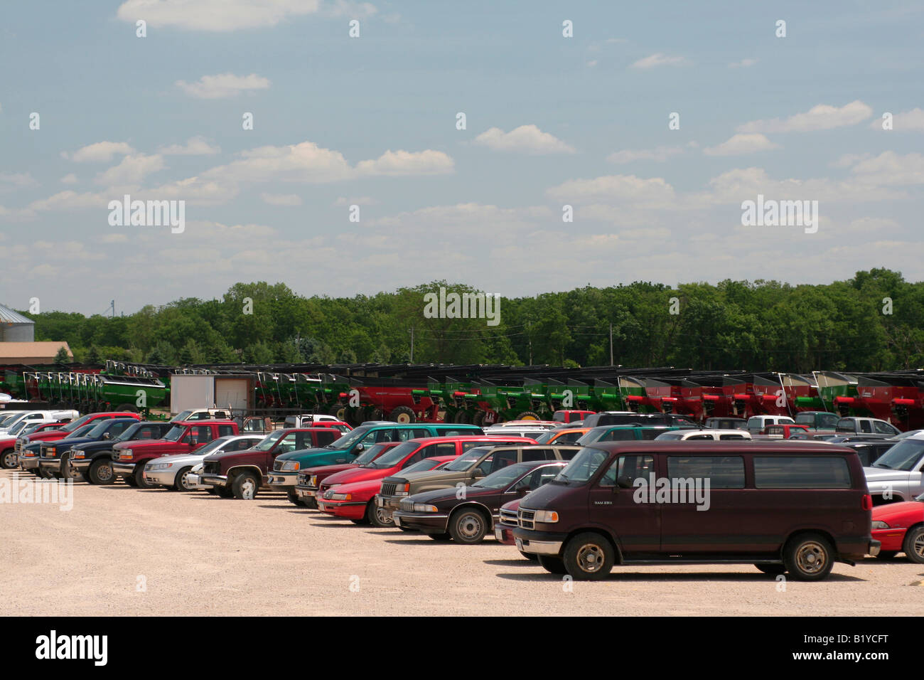 Car parking area hi-res stock photography and images - Alamy