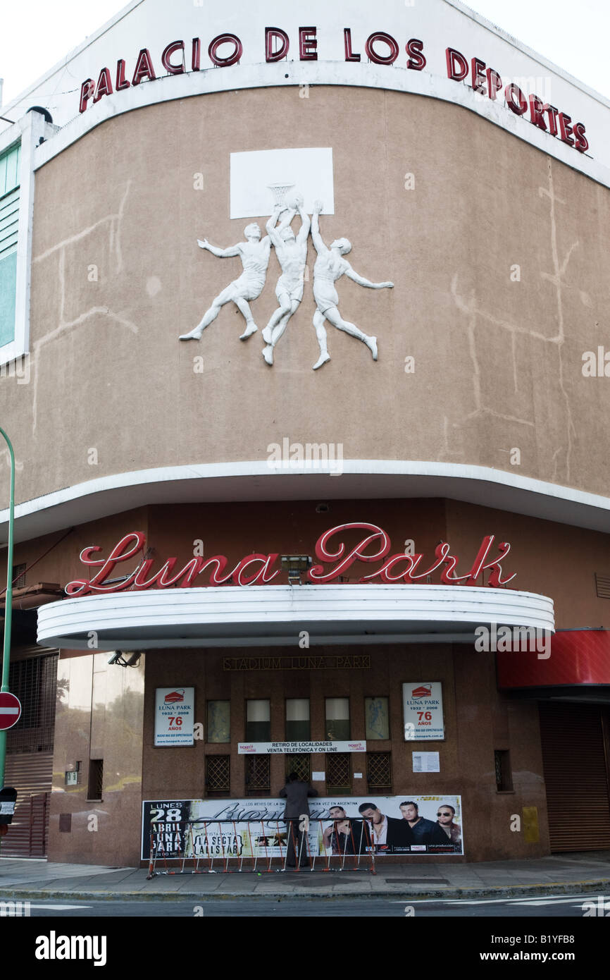 About the scenario of Luna Park About the scenario of Luna Park
