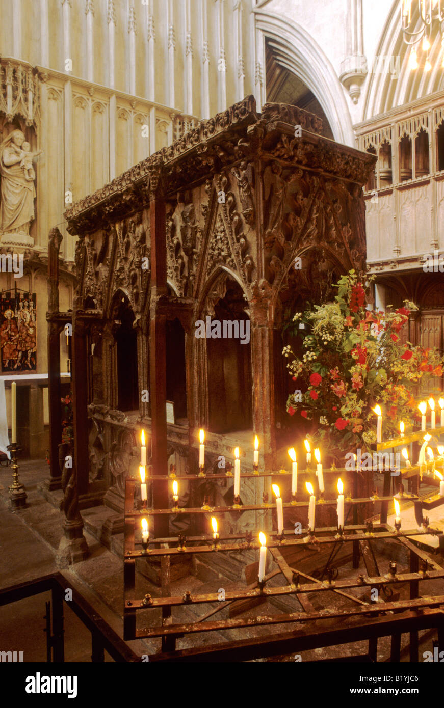 Tomb of st alban hires stock photography and images Alamy