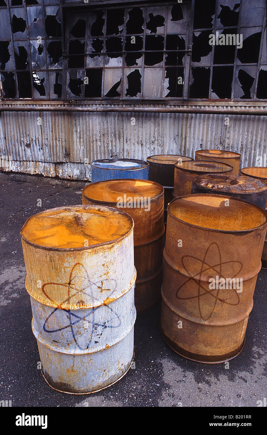 Nuclear waste drums hi-res stock photography and images - Alamy