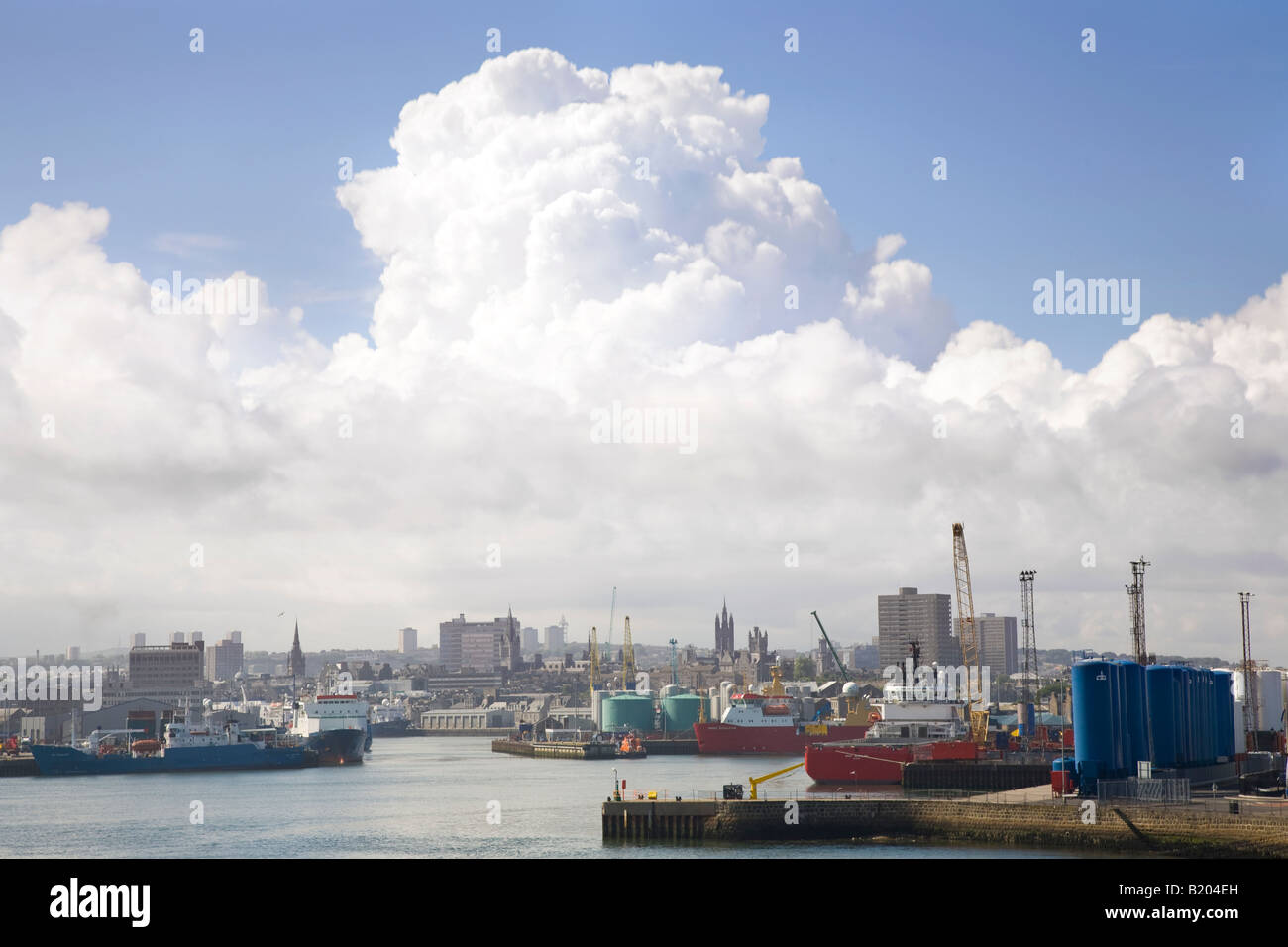Aberdeen City Harbour and Port & River Dee Estuary, Scotland uk Stock Photo