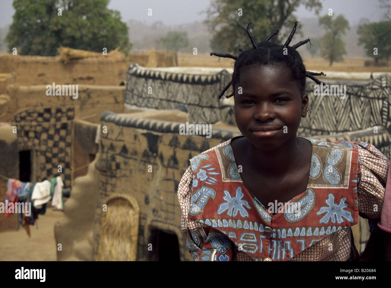 Burkina faso africa house hi-res stock photography and images - Page 2 -  Alamy