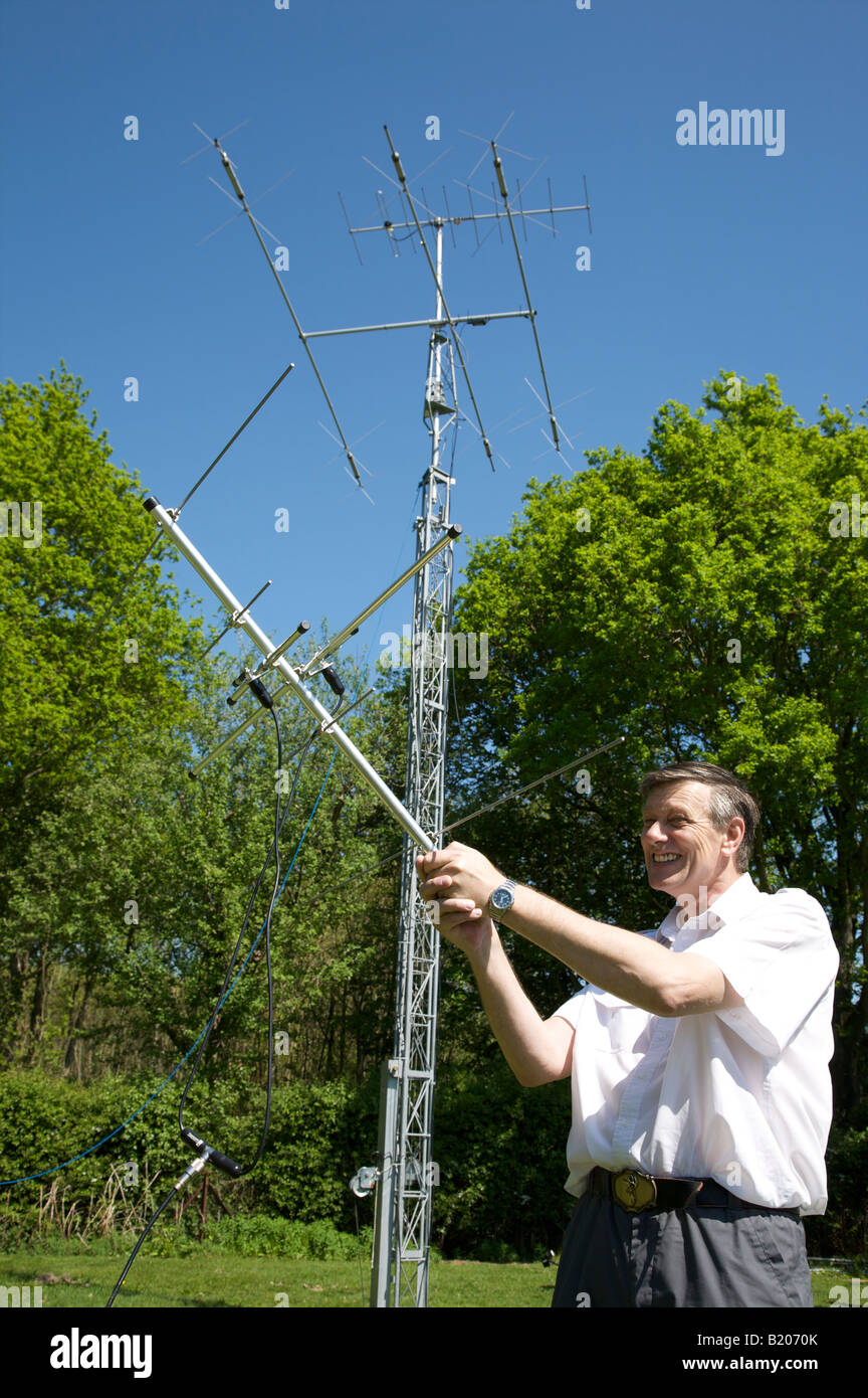 AMATEUR RADIO ENTHUSIAST WITH ANTENNA AND SATELLITE TRACKING EQUIPMENT  Stock Photo - Alamy