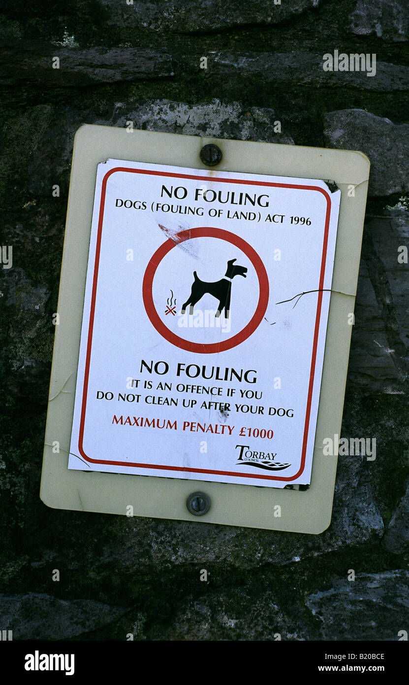 Is It An Offence Not To Pick Up Dog Poop